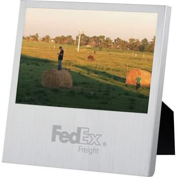 Aluminum Frame - 4" x 6" - This traditional frame offers a sleek design and great finish while holding a 4" x 6" photo. Perfect for any occasion or location.
